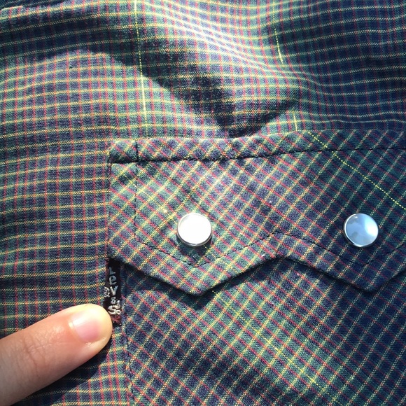 70s levi’s earth toned button up - Picture 6 of 6